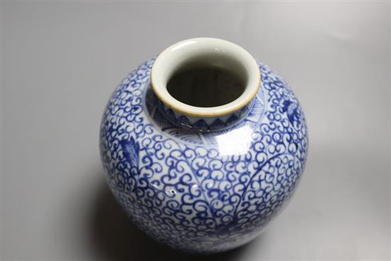 A Chinese blue and white jar, height 13cm